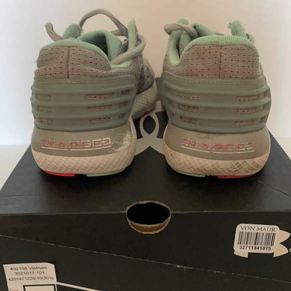 UNDER ARMOUR Charged Rogue girls 3.5 very used condition - Picture 8 of 14